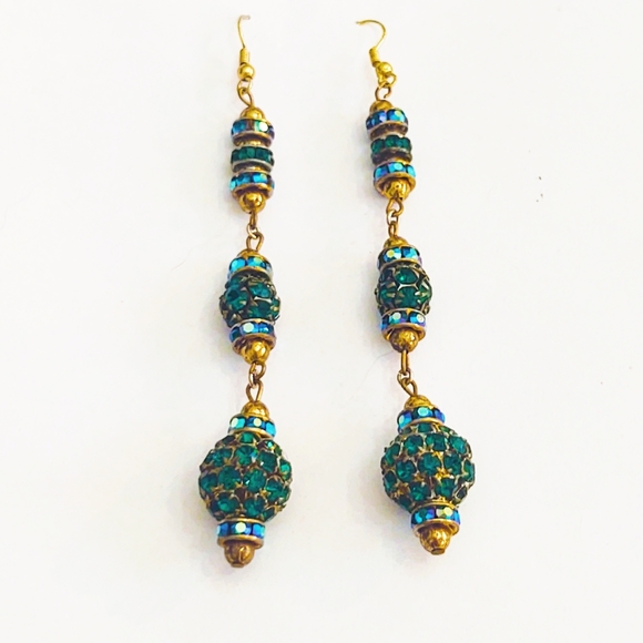 Vintage Green Crystal AB and Gold Pierced Long Dangle Earrings - Picture 5 of 5